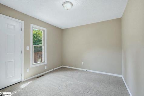 124 Nottingham Lane Easley SC 29640