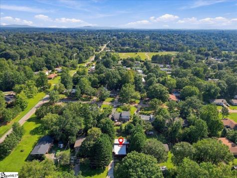 124 Nottingham Lane Easley SC 29640