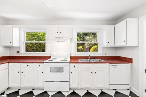 215 Alpine Way Greenville SC 29609