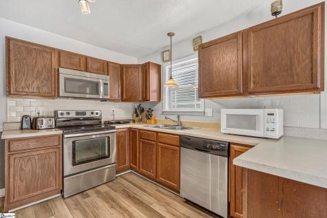615 Clarion Court Spartanburg SC 29316