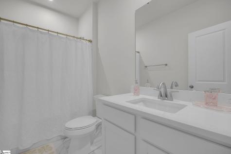 706 Isleworth Lane Greenville SC 29611