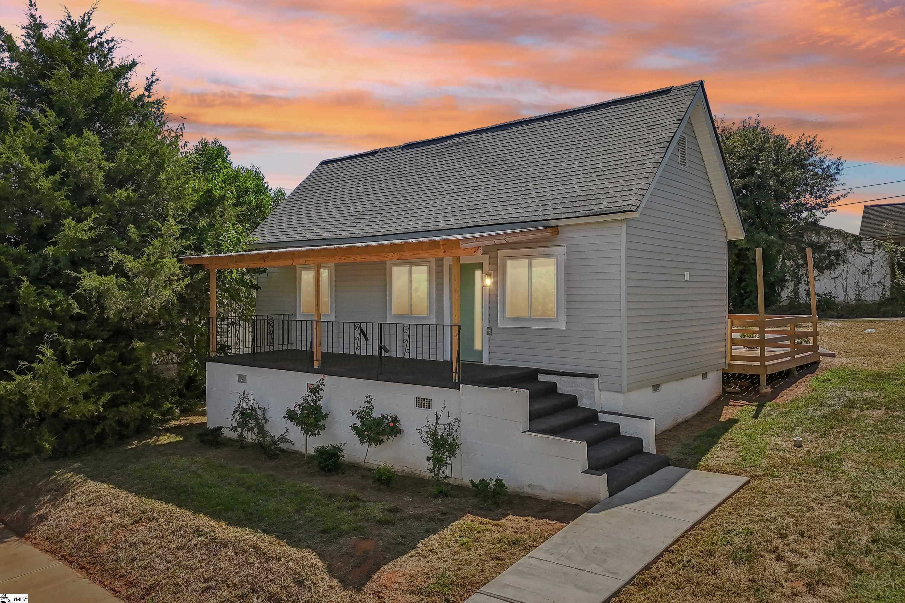 35 Henry Street Greenville SC 29605