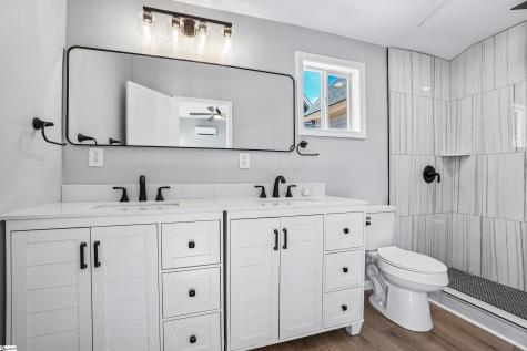 35 Henry Street Greenville SC 29605