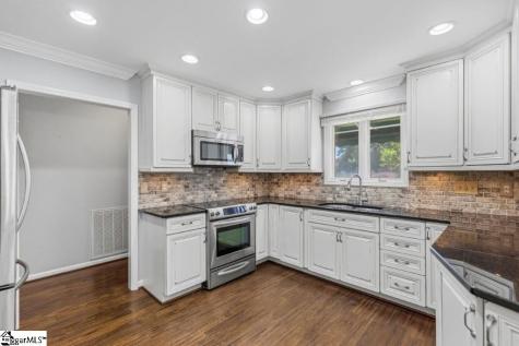 2 Stone Meadow Road Greenville SC 29615