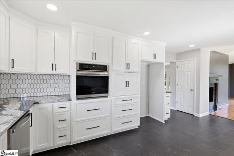 219 Fairview Drive Greenville SC 29609