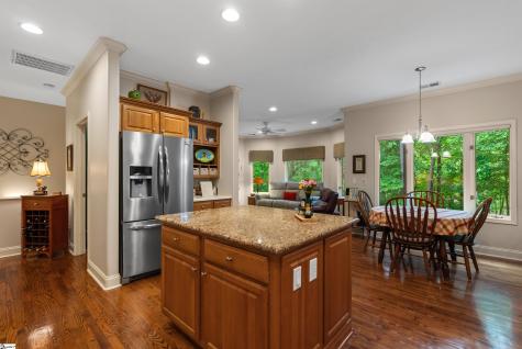 411 Woodridge Drive Seneca SC 29672