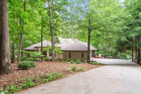 411 Woodridge Drive Seneca SC 29672