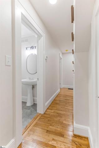 6 Beverly Avenue Greenville SC 29605