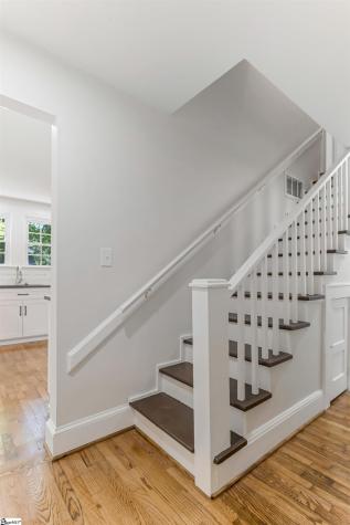 6 Beverly Avenue Greenville SC 29605
