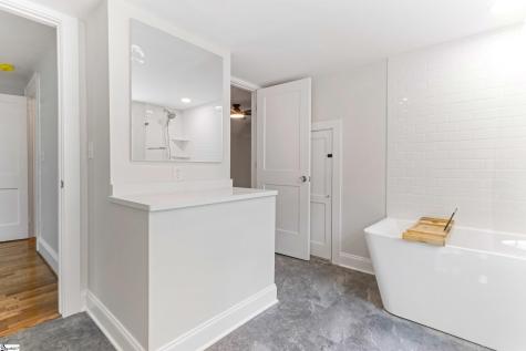 6 Beverly Avenue Greenville SC 29605