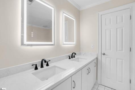 11 Country Squire Court Greenville SC 29615