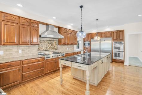 11 Country Squire Court Greenville SC 29615