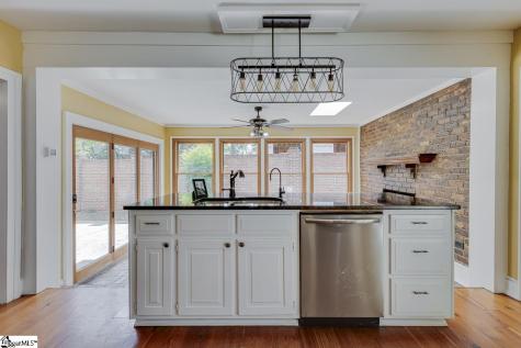 522 Cleveland Street Greenville SC 29601