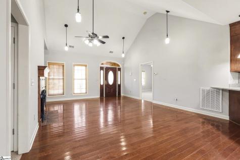 109 Oak Crest Circle Seneca SC 29672