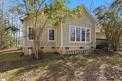 109 Oak Crest Circle Seneca SC 29672