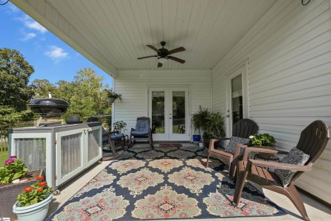 238 Inlet Pointe Drive Anderson SC 29625