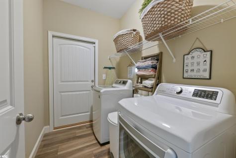 238 Inlet Pointe Drive Anderson SC 29625