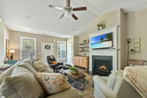 238 Inlet Pointe Drive Anderson SC 29625