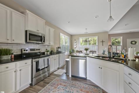 238 Inlet Pointe Drive Anderson SC 29625