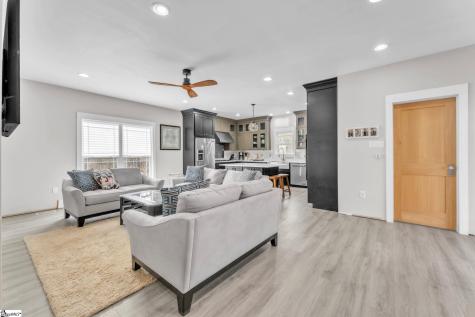 890 Franklin Road Laurens SC 29360