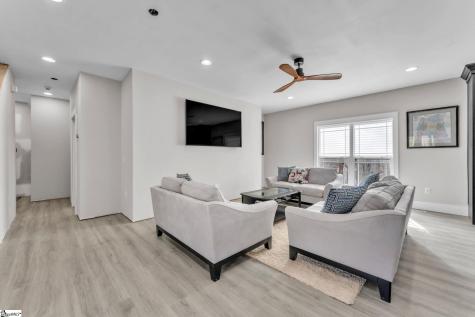 890 Franklin Road Laurens SC 29360