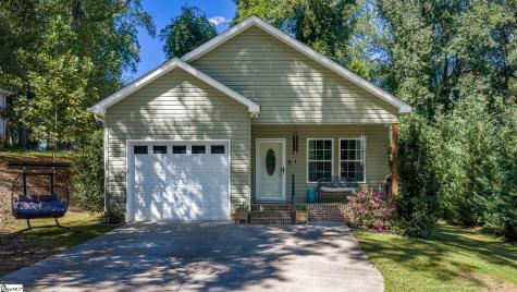 122 W Baker Street Pickens SC 29671