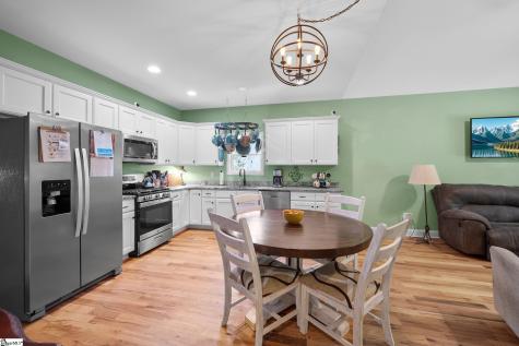 122 W Baker Street Pickens SC 29671