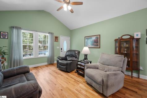 122 W Baker Street Pickens SC 29671