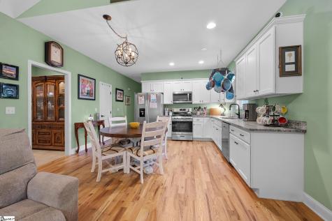 122 W Baker Street Pickens SC 29671