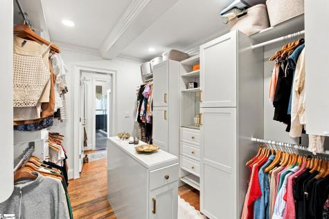 22 Lanneau Drive Greenville SC 29605