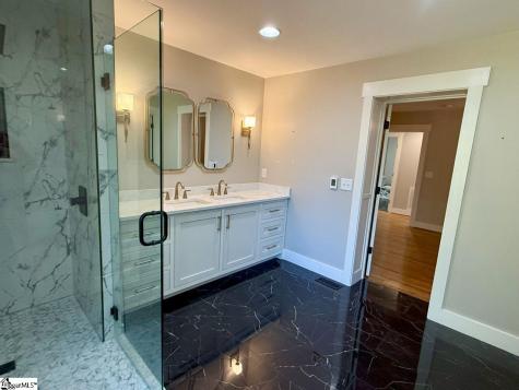 6520 Augusta Road Greenville SC 29605