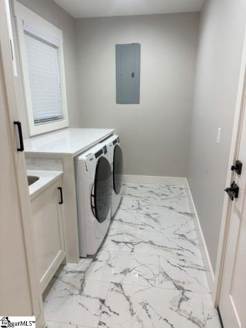 6520 Augusta Road Greenville SC 29605