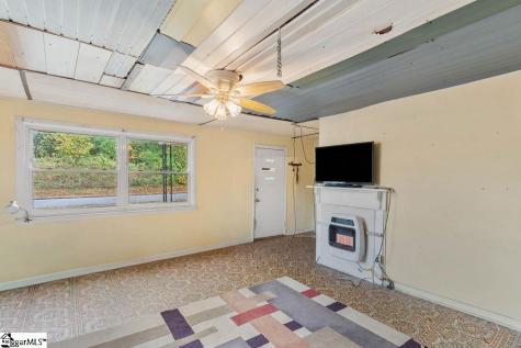 309 Flat Drive Buffalo SC 29321