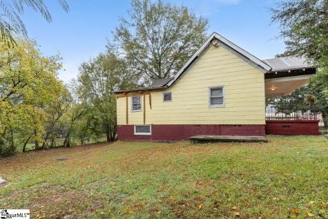 309 Flat Drive Buffalo SC 29321