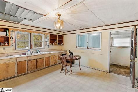 309 Flat Drive Buffalo SC 29321