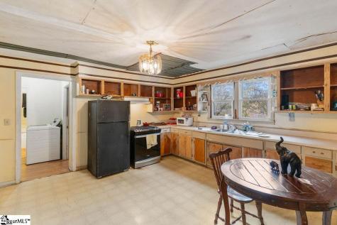 309 Flat Drive Buffalo SC 29321