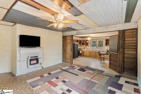 309 Flat Drive Buffalo SC 29321