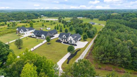 3364 Fairview Road Fountain Inn SC 29644