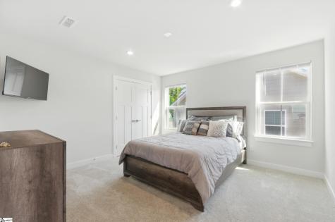 229 Hollythorpe Lane Fountain Inn SC 29644