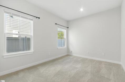 229 Hollythorpe Lane Fountain Inn SC 29644