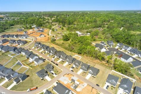 229 Hollythorpe Lane Fountain Inn SC 29644