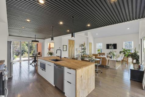 562 Club Drive Greenville SC 29611