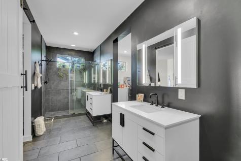 562 Club Drive Greenville SC 29611