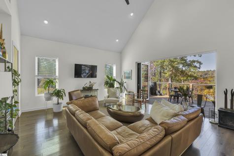 562 Club Drive Greenville SC 29611