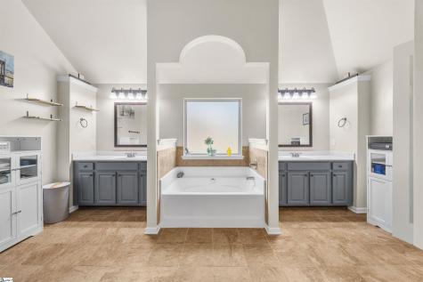 512 Meadowseed Court Lyman SC 29365