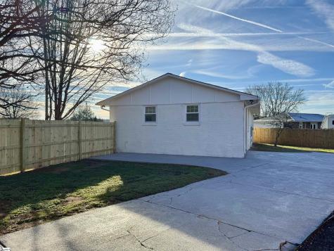 202 S Highway 187 Anderson SC 29626