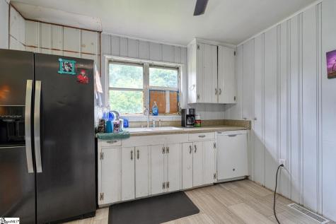 1504 E Rutherford Street Landrum SC 29356