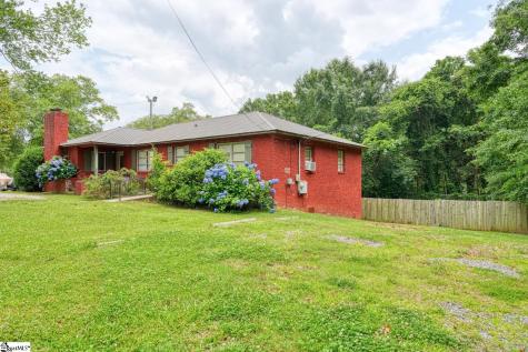 1504 E Rutherford Street Landrum SC 29356