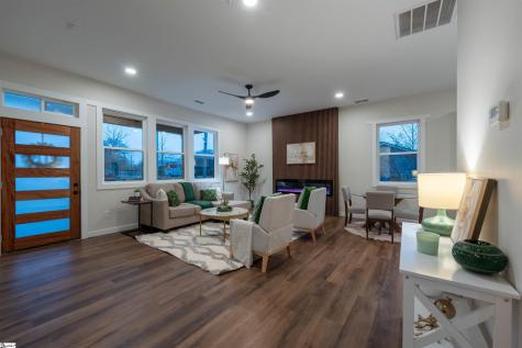 28 6th Street Greenville SC 29611