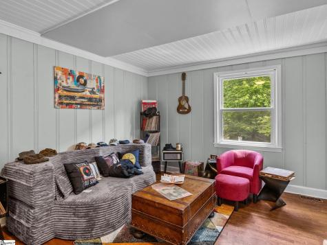 2728 Compton Bridge Road Campobello SC 29322